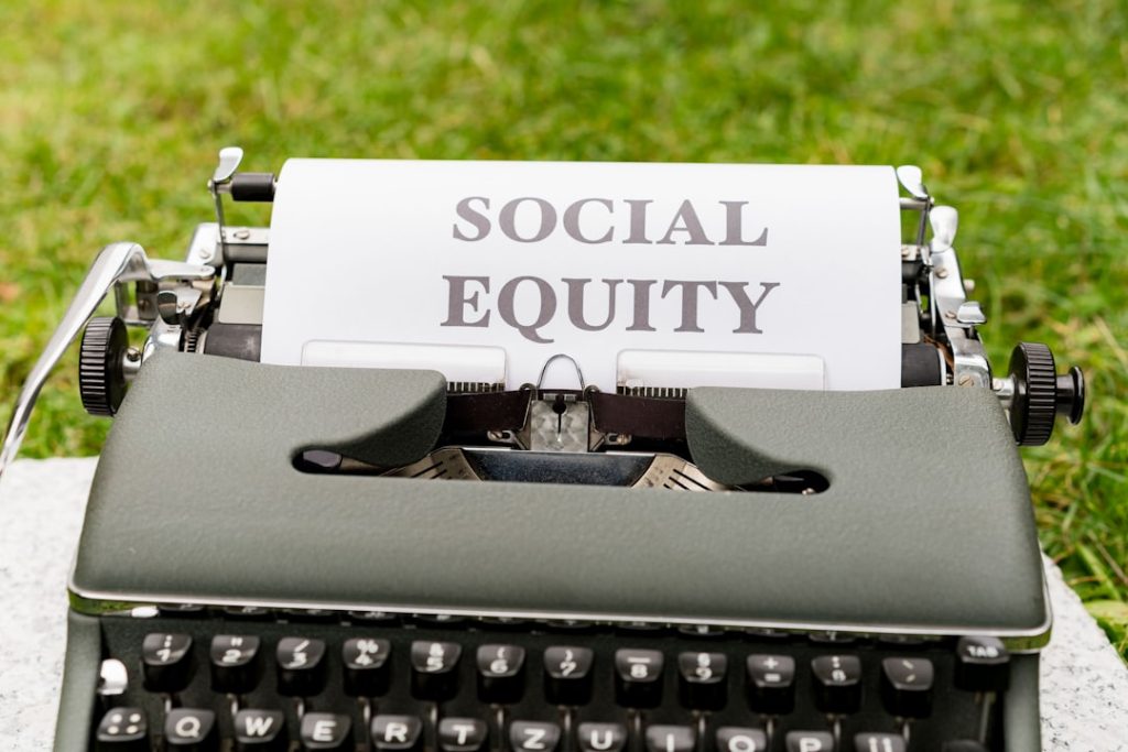 Photo equity indexed annuity